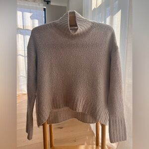 H&M Cozy Stone Turtleneck Sweater Size M
